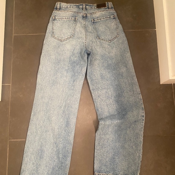 Hidden Denim Baggy High Waist Jeans - Picture 3 of 5